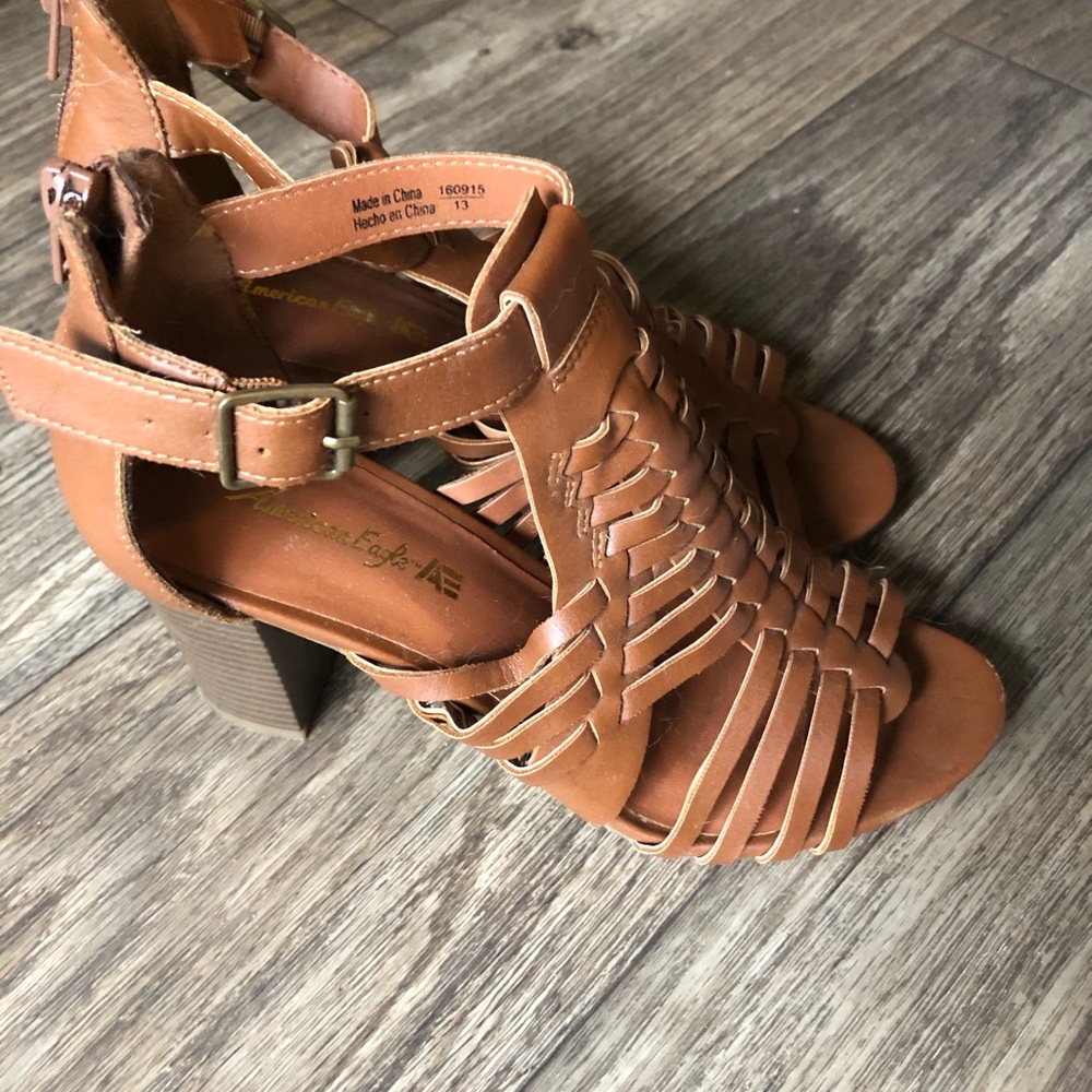 American Eagle heels